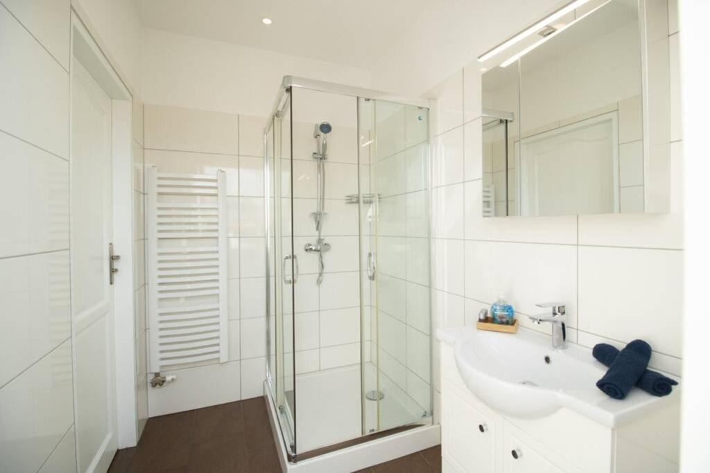 Апартаменты Sunny & Cozy Penthouse With Balcony L Dg4'14 Вена Экстерьер фото