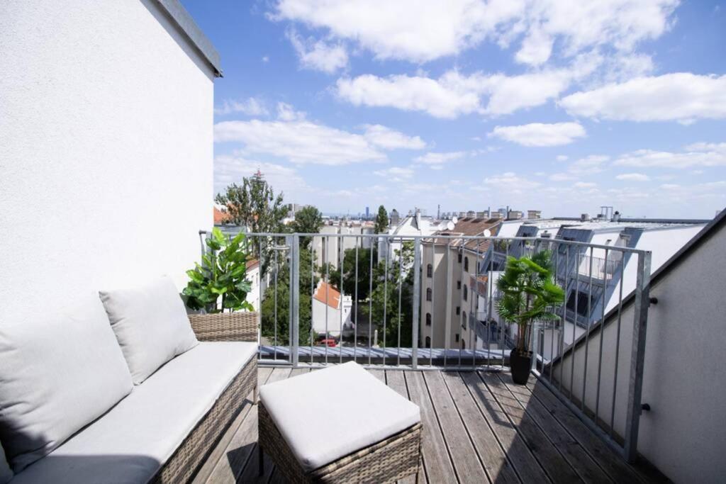 Апартаменты Sunny & Cozy Penthouse With Balcony L Dg4'14 Вена Экстерьер фото